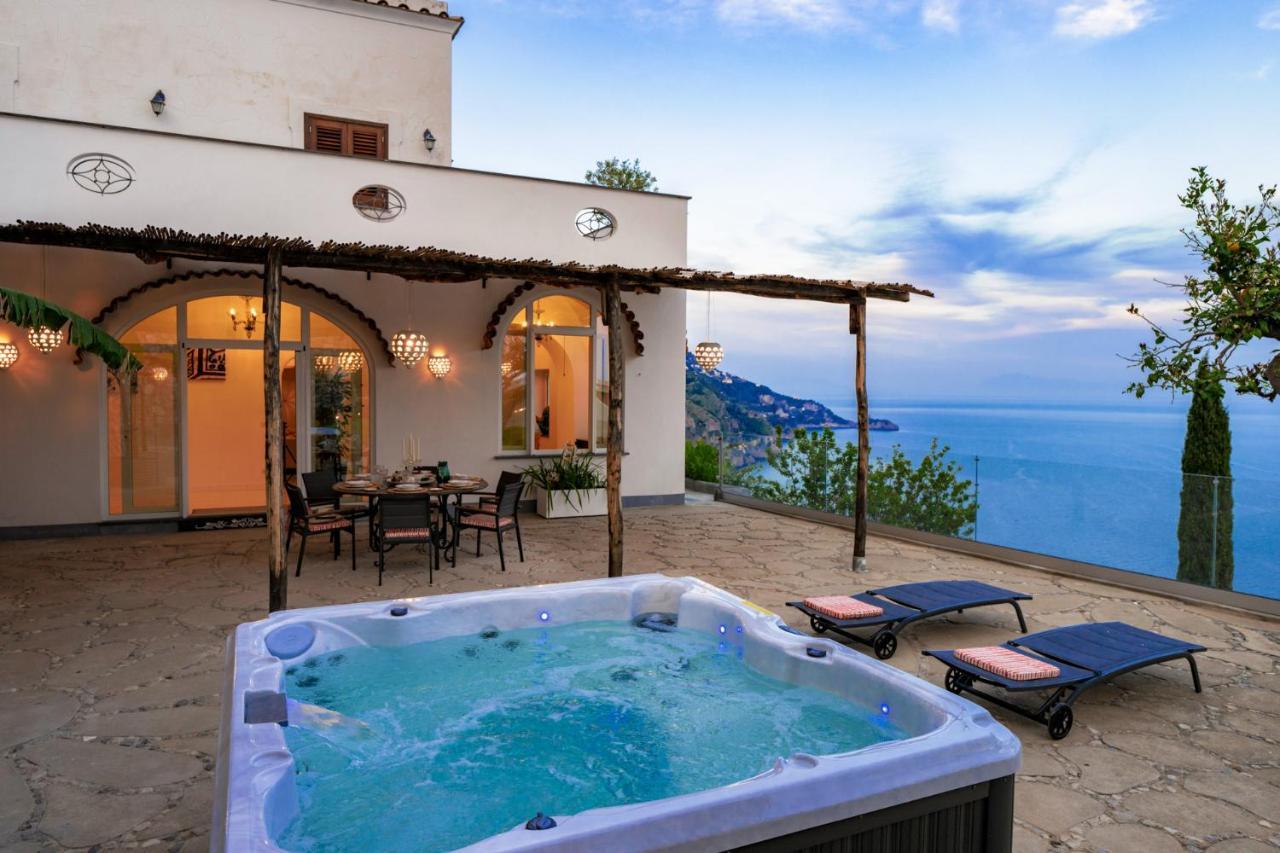 Villa Mimina - Exclusive Villa With Garden, Jacuzzi And Sea View 프라이아노 외부 사진