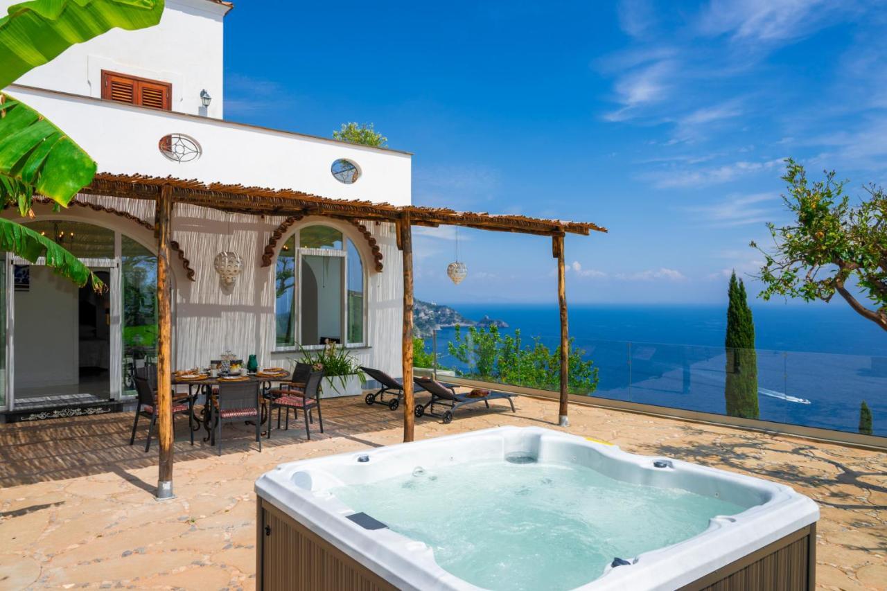 Villa Mimina - Exclusive Villa With Garden, Jacuzzi And Sea View 프라이아노 외부 사진