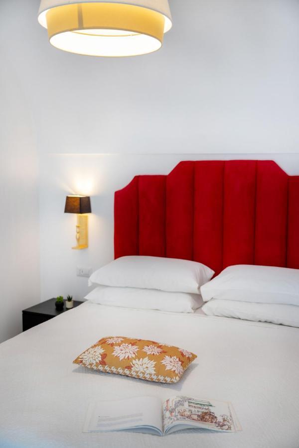 Villa Mimina - Exclusive Villa With Garden, Jacuzzi And Sea View 프라이아노 외부 사진